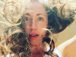 Model Cantik Ini Sukses Banting Setir Jadi Pelatih Yoga