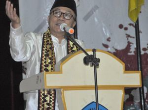 Zulkifli Hasan: Seorang Pancasilais Pasti Taat Beragama Zulkifli Hasan: Seorang Pancasilais Pasti Taat Beragama