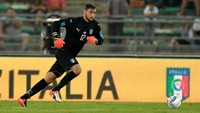 Pada 1 September 2016, Donnarumma melakukan debutnya bersama timnas Italia. Dia masuk sebagai pengganti untuk Buffon di pergantian babak. (Foto: Getty Images Sport)