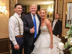 Ketika Donald Trump Jadi Tamu Tak Diundang di Pernikahan Ini