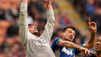 Pada debutnya, Donnarumma menjadi kiper termuda kedua di Italia yang menjadi starter. Dia hanya 13 hari lebih tua dari pemegang rekor, Giuseppe Sacchi. (Foto: Getty Images Sport)