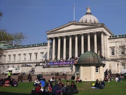 Malam yang Singkat dan Peluang Lailatul Qodar di Inggris