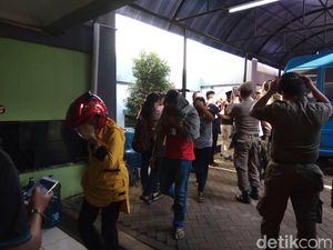 15 Pasangan Mesum Terjaring Razia Satpol PP di Jatinegara