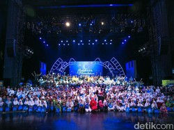 500 Anak Yatim Buka Puasa Bersama di Trans Studio Bandung