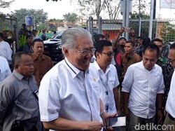 Sepekan Jelang Lebaran, Dua Menteri Tinjau Pasar hingga Rumah Potong