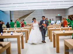 Apple Store Singapura Jadi Lokasi Foto Pernikahan