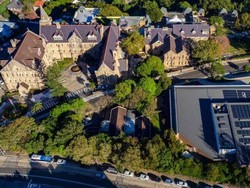 Kurangi Emisi, Sejumlah Sekolah di Sydney Pasang Panel Surya