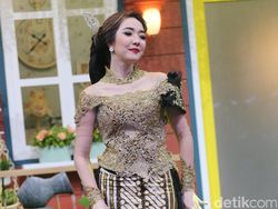 Ayu Tenan! Gisel Cantik Berkebaya