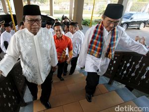 OSO Bukber dengan Sejumlah Tokoh di Pontianak