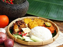 Ayam Penyet Bumbu Kurma Juarai Lomba Masak Dapur Ramadan Shopee