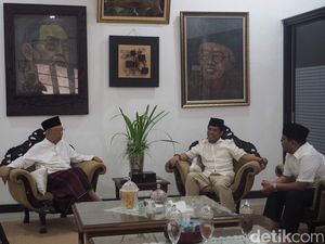 Cari Figur Cagub, Pengurus Gerindra Jatim Temui Gus Sholah