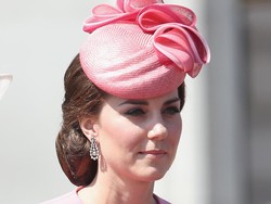Foto: Cantiknya Kate Middleton Pakai Gaun Pink Naik Kereta Kuda