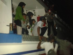 Kapal Mudik Pemprov Jatim Kandas, Penumpang Berhasil Dievakuasi