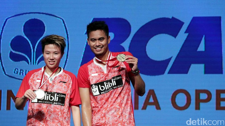Indonesia Open 2017: 3 untuk Liliyana, 1 Koleksi Owi