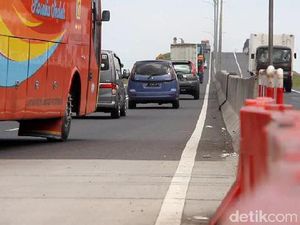 Selama PSBB, Lalu Lintas di Jalan Non-Tol Turun Hingga 89% Selama PSBB, Lalu Lintas di Jalan Non-Tol Turun Hingga 89%