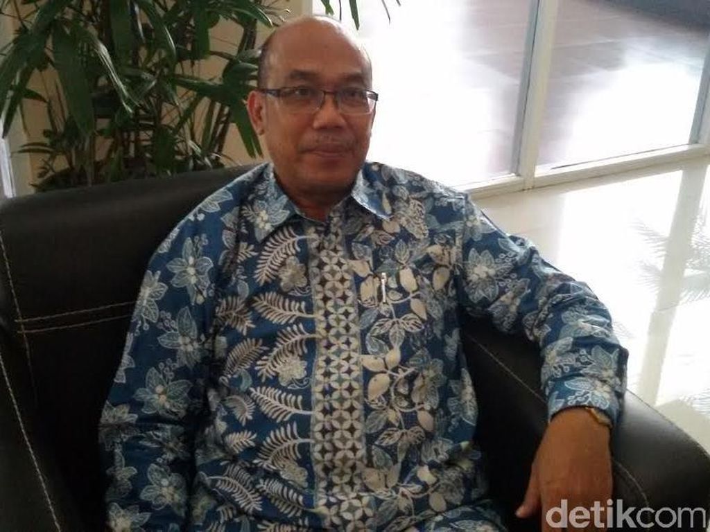 Menghadapi Kemungkinan Kekosongan Pimpinan Pemerintah di Pemprov DIY Menghadapi Kemungkinan Kekosongan Pimpinan Pemerintah di Pemprov DIY
