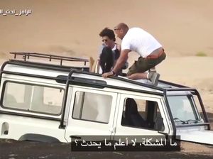 Prank Mematikan! Shah Rukh Khan Tenggelam di Pasir