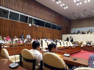 Ke DPR, Sejumlah Tokoh Masyarakat Dukung Pansus Angket KPK