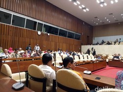 Ke DPR, Sejumlah Tokoh Masyarakat Dukung Pansus Angket KPK