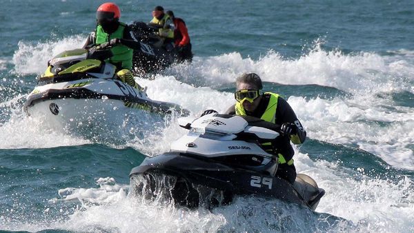 Komunitas Jet Ski Konvoi di Pulau Pramuka