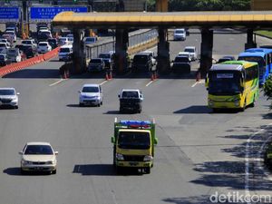 Exit Tol Cileunyi Didominasi Pemudik dari Luar Bandung