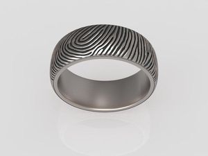 Romantis, Suami Buat Cincin Pernikahan Berukir Sidik Jari Istri