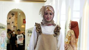 Foto: 15 Inspirasi Baju Lebaran Warna Coffeetone