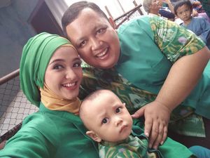 Memahami Perasaan Anak Saat Dipaksa Pakai Baju Kembaran Sekeluarga