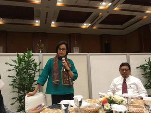 Setoran Pajak Tak Capai Target, Sri Mulyani Tambah Utang Lagi
