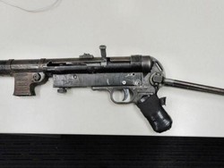 Senjata Api Nazi Ditemukan di NSW Pas Razia