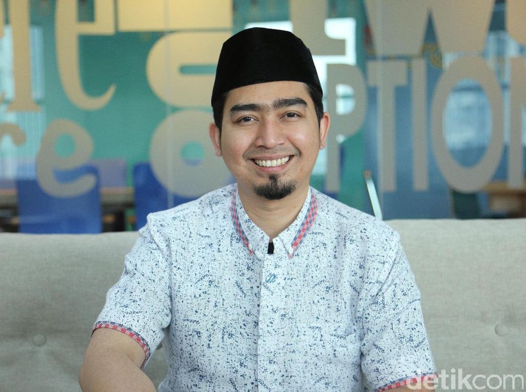 Tak Ikut Nyoblos, Ustad Solmed Kawal Paslon dari Lampung Tak Ikut Nyoblos, Ustad Solmed Kawal Paslon dari Lampung
