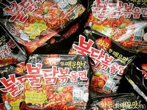Harganya Mahal, Peredaran Mie Samyang Cs di RI Terbatas Harganya Mahal, Peredaran Mie Samyang Cs di RI Terbatas