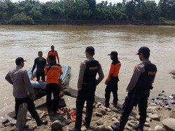 Jatuh Ke Bendungan Saat Hendak Selfie, Saleh Ditemukan Tewas