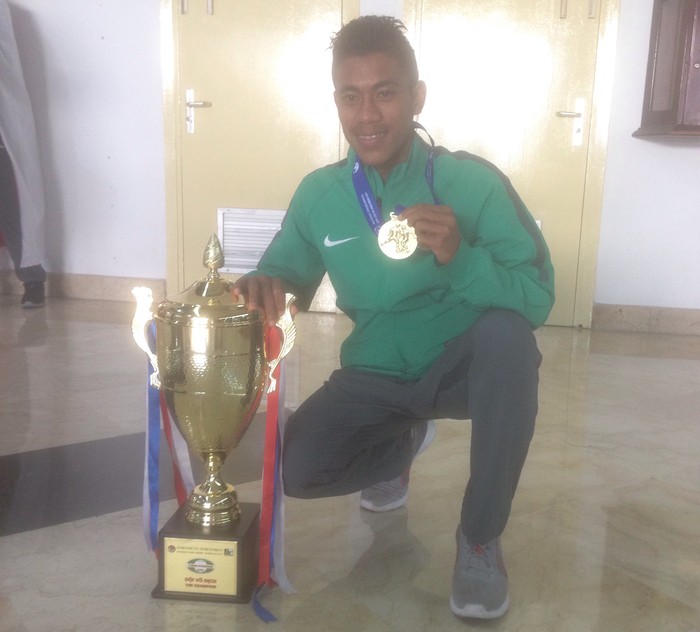 Rendy Juliansyah, Hamsa Lestaluhu