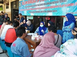 Mudik 2017, Sopir di Terminal Poris Tangerang Jalani Tes Urine