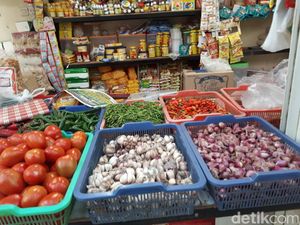 Harga Sembako Jatim 26 Mei 2025: Cabai Keriting, Bawang Merah Turun