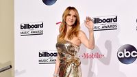 Foto: Pesona Celine Dion dalam Balutan Gaun Malam