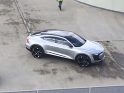 Mobil Listrik Audi E-Tron Sportback Mulai Diuji