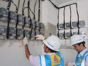 24 Juta Pelanggan Listrik 900 VA Diusulkan Tak Lagi Disubsidi 24 Juta Pelanggan Listrik 900 VA Diusulkan Tak Lagi Disubsidi