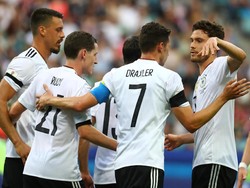 Loew Peringatkan Jerman: Chile Beda Level dengan Australia