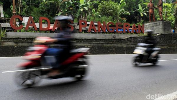 Jalur Cadas Pangeran Sumedang Rawan Longsor