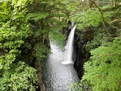 Konon, Air Terjun Ini Adalah Pemberian dari Dewa