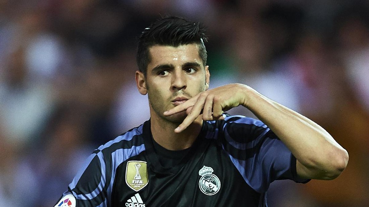 Alvaro Morata kencang dihubungkan dengan Manchester United. Foto: Aitor Alcalde/Getty Images