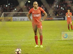 Kemenangan di Lini Tengah Menjadikan PSM Pemuncak Klasemen Liga 1 2017