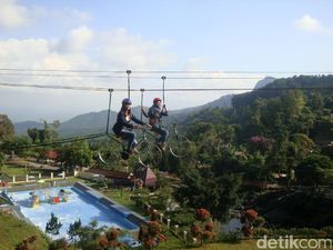 Sepeda Gantung di Baturraden, Sudah Coba?