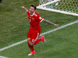 Striker Rusia Ini Ogah Tukaran Jersey dengan Ronaldo