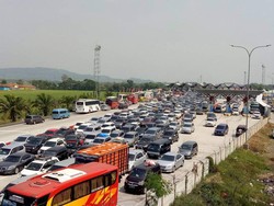 Jumlah Kendaraan Lewat Tol Cipali Meningkat Hingga 83 Ribu/Hari