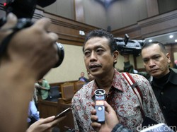 Sidang Vonis Eks Pegawai Pajak Ditunda