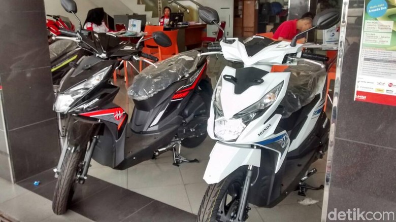 Mengintip Harga Skutik Honda dan Yamaha yang Divonis Kartel