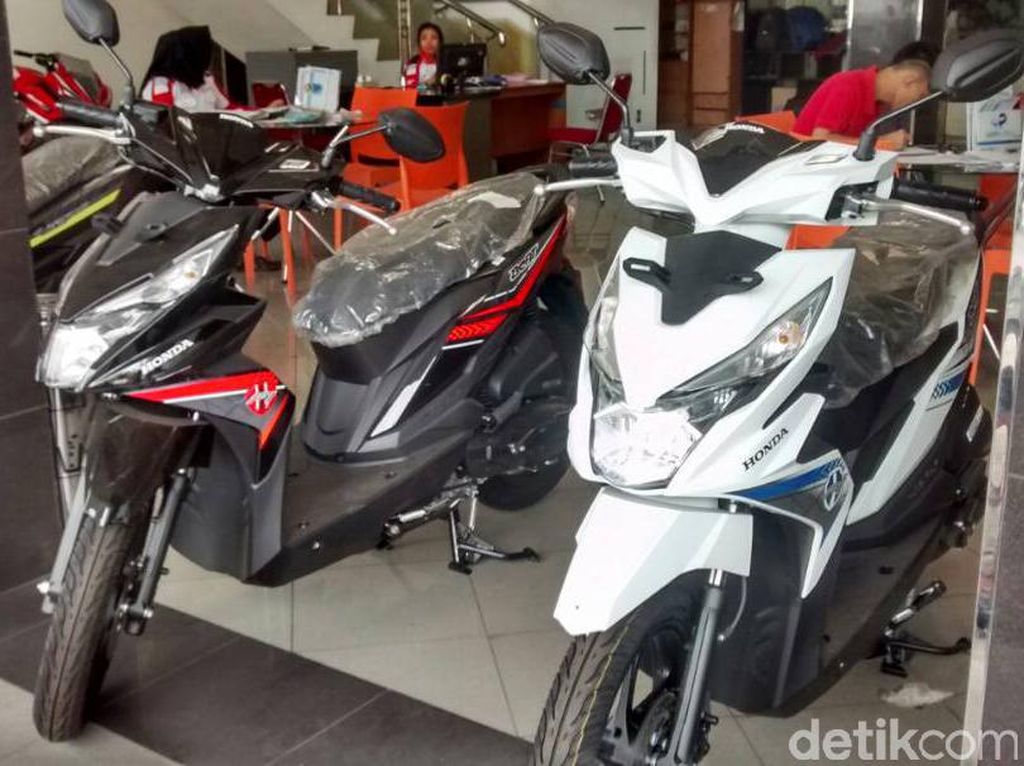 Mengintip Harga Skutik Honda dan Yamaha yang Divonis Kartel Mengintip Harga Skutik Honda dan Yamaha yang Divonis Kartel